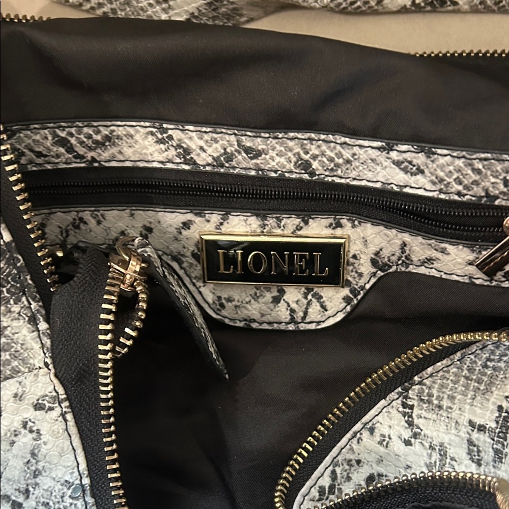 Snake-Print Tote Bag in Black and White with Tassel Detail - Picture 6 of 9